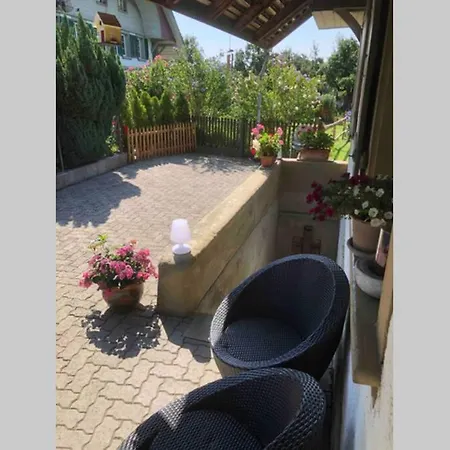 Freistehendes, Denkmalgeschuetztes Stoeckli Bei Bern Kirchlindach