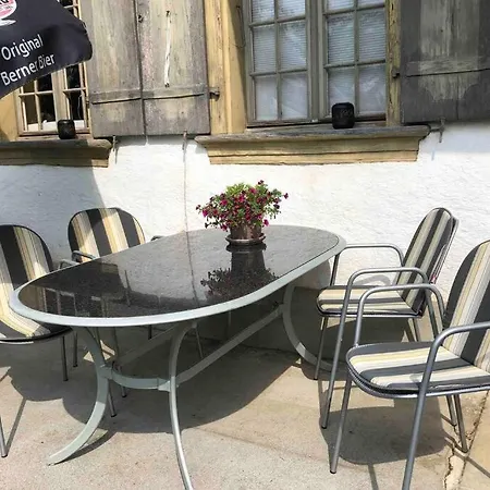 Freistehendes, Denkmalgeschuetztes Stoeckli Bei Bern * Kirchlindach