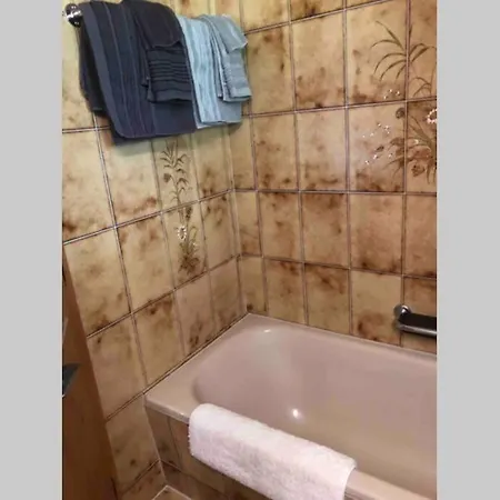 Freistehendes, Denkmalgeschutztes Stockli Bei Bern Holiday home Kirchlindach