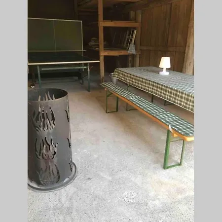 Freistehendes, Denkmalgeschutztes Stockli Bei Bern * Kirchlindach