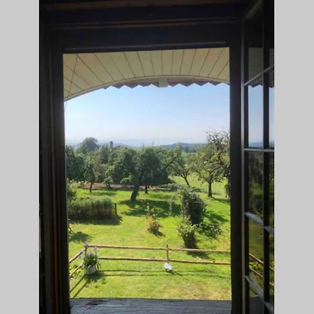 Freistehendes, Denkmalgeschutztes Stockli Bei Bern Holiday home