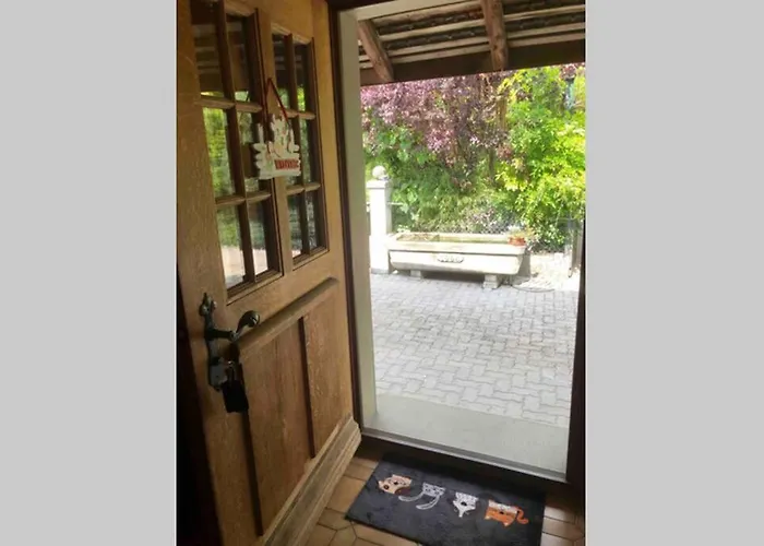 Freistehendes, Denkmalgeschuetztes Stoeckli Bei Bern 別荘 Kirchlindach