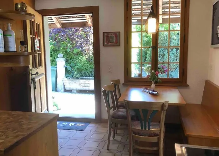 Freistehendes, Denkmalgeschuetztes Stoeckli Bei Bern * Kirchlindach