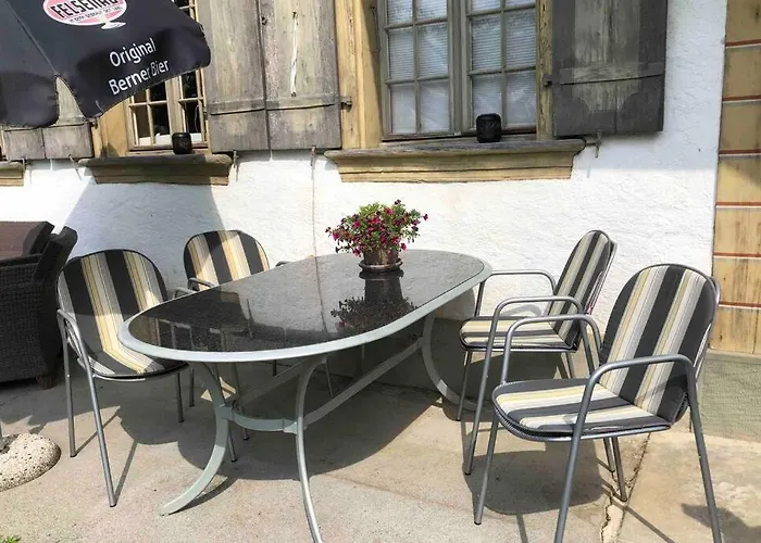 Freistehendes, Denkmalgeschuetztes Stoeckli Bei Bern * Kirchlindach