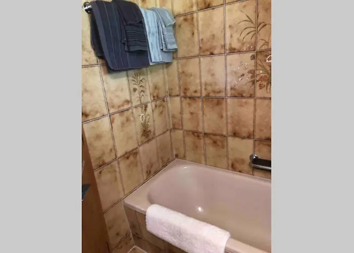 Freistehendes, Denkmalgeschuetztes Stoeckli Bei Bern 別荘 Kirchlindach