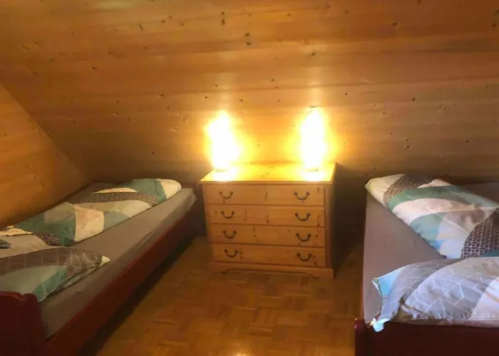 Freistehendes, Denkmalgeschuetztes Stoeckli Bei Bern 別荘 *